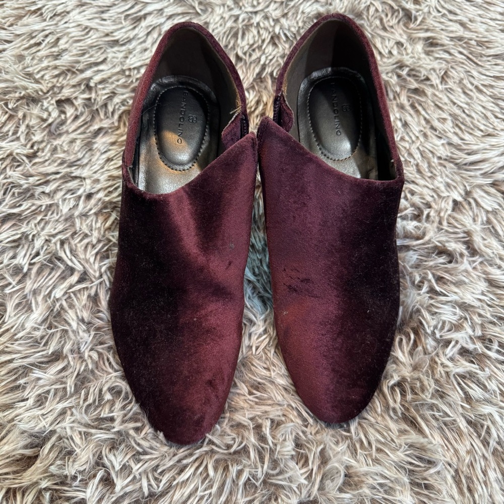 NWOT Bandolino Sz7 Velvet Zip Up burgundy/maroon heeled booties